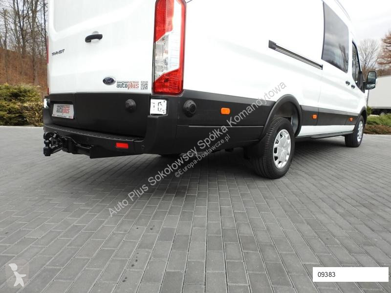 Véhicule utilitaire Ford TRANSIT FURGON...