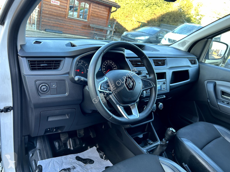 Véhicule utilitaire Renault (Kangoo) 1.5 Blue...