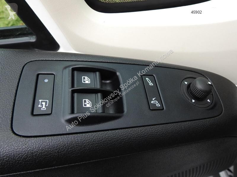 Autoutilitară Peugeot BOXER FURGON CHŁODNIA...