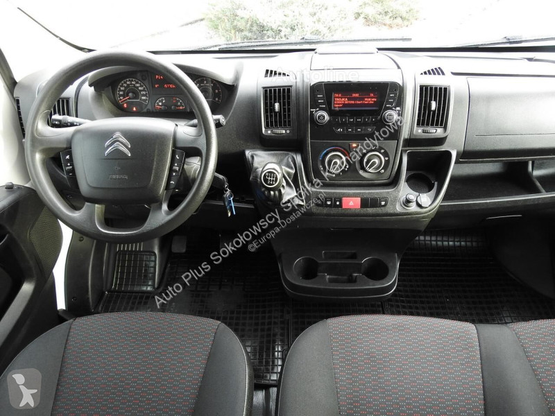 Furgoneta Citroën JUMPER BRYGADÓWKA 6 MIEJSC...