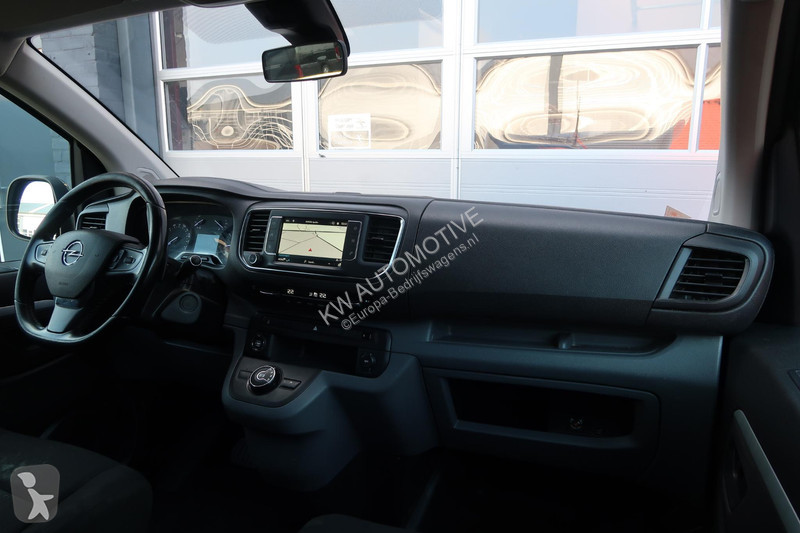 Autoutilitară Opel 2.0 CDTI L3H1 Innovation...