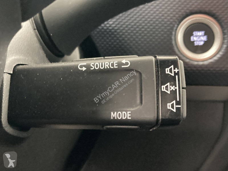 Autoutilitară Renault Arkana mild hybrid 140...