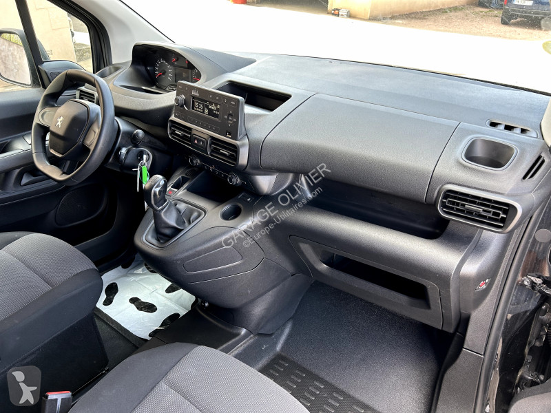 Peugeot Standard 650KG 1.5 Bluehdi Premium BVM5...