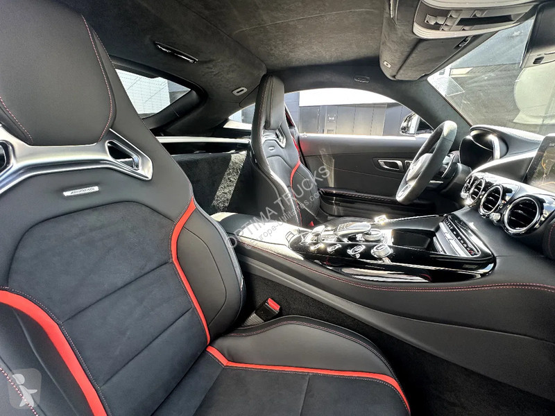 Furgoneta Mercedes S / V8 4.0 L Biturbo (M178)...