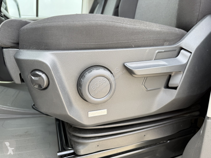 Autoutilitară Volkswagen 2.0 TDI 140PK L3H3...