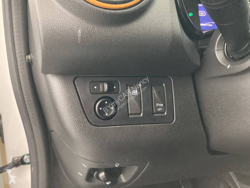 Užitkové vozidlo Dacia Spring Achat Intégral