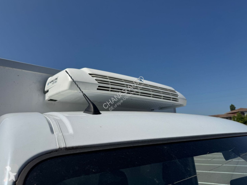 عربة نفعية Renault