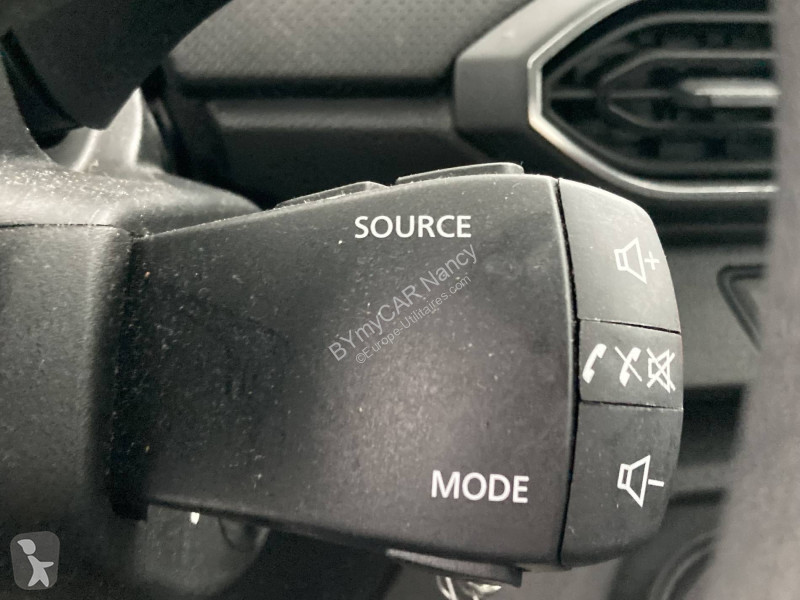 Užitkové vozidlo Dacia Sandero ECO-G 100 - 22