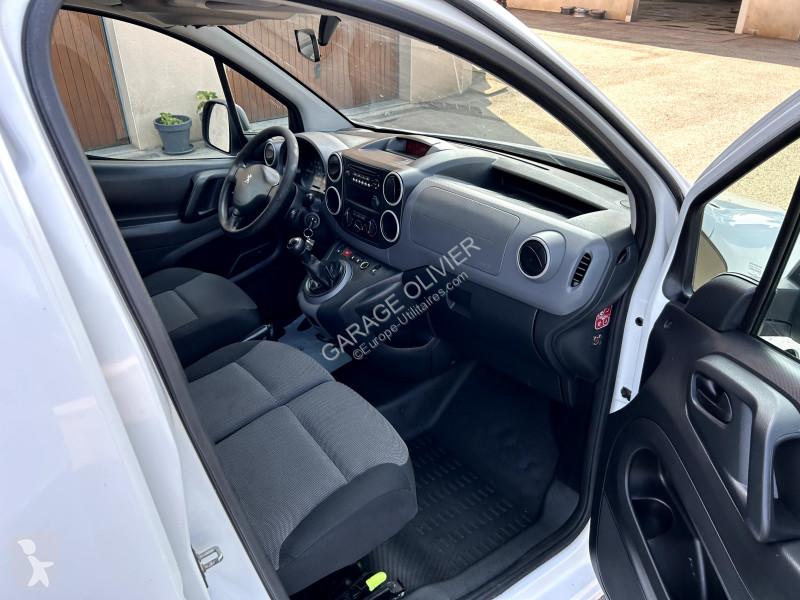 Peugeot Standard 1.6 Bluehdi 100 Premium van
