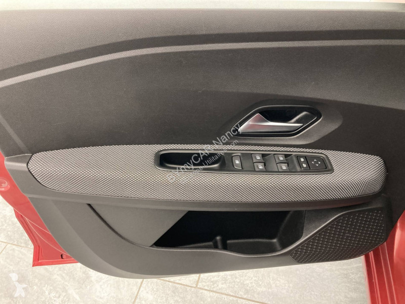 Veicolo commerciale Dacia Sandero SCe 65 - 22