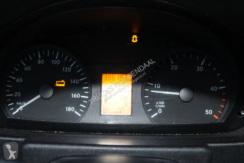 Bedrijfswagen Mercedes 316 + THERMO KING