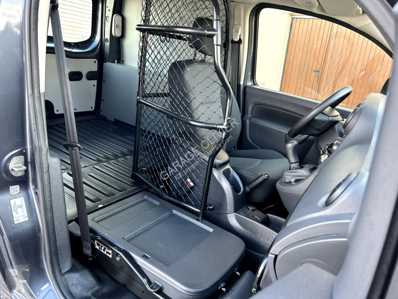 Véhicule utilitaire Mercedes Compact 109 1.5...