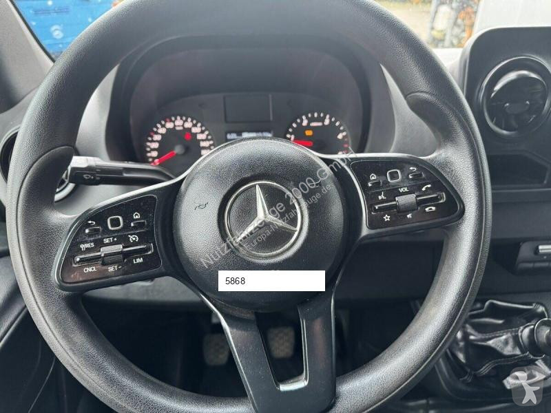 Véhicule utilitaire Mercedes