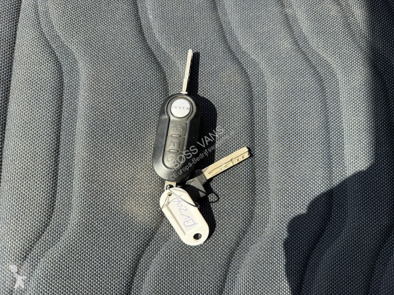 Nyttofordon Iveco 35S18 3.0 Automaat L2H2...