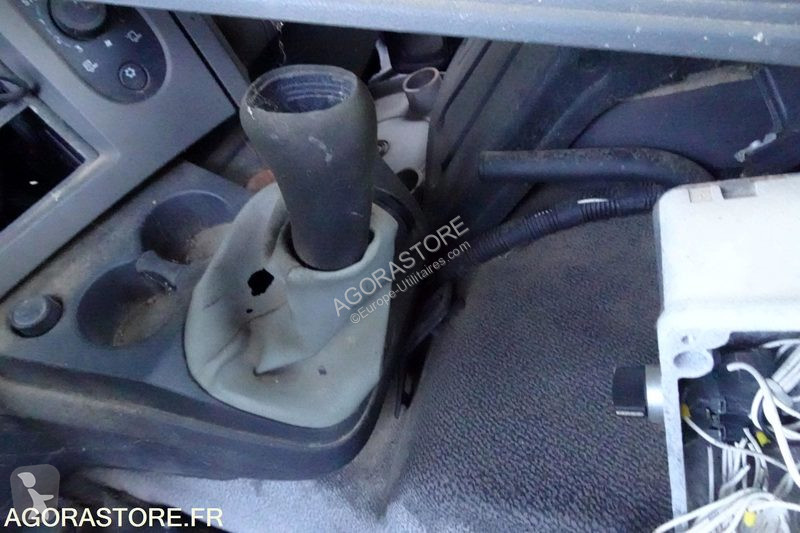 Veicolo commerciale Renault MIDLUM