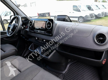 Véhicule utilitaire Mercedes 317...
