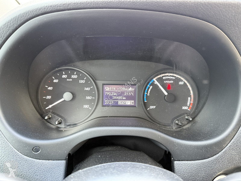 Užitkové vozidlo Mercedes 111 Elektrisch 41kWh...