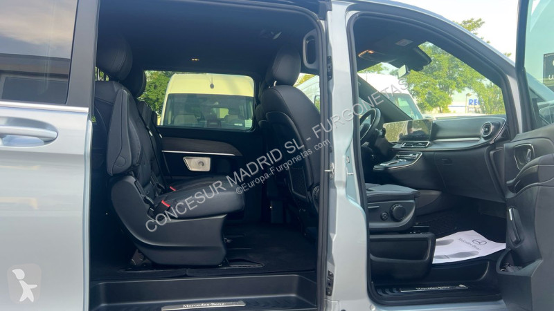 Veicolo commerciale Mercedes 300 d Avantgarde...