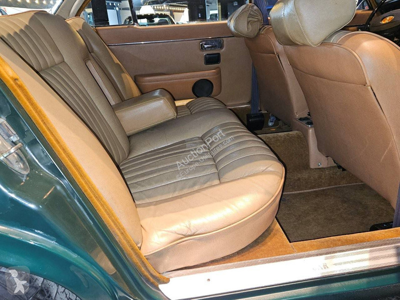 Véhicule utilitaire Jaguar (series II) 4.2...