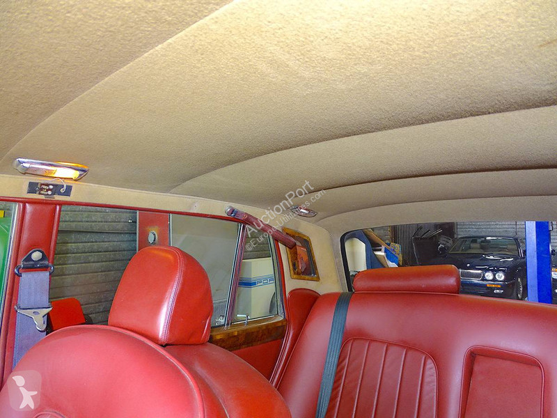 Véhicule utilitaire Rolls-Royce  Silver Shadow II
