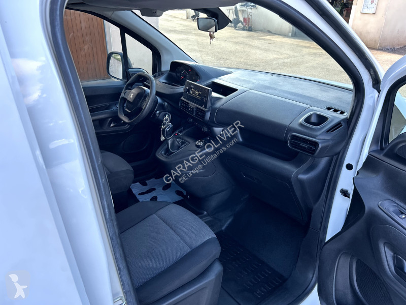 Furgoneta Peugeot 1.6 Bluehdi 100 Premium
