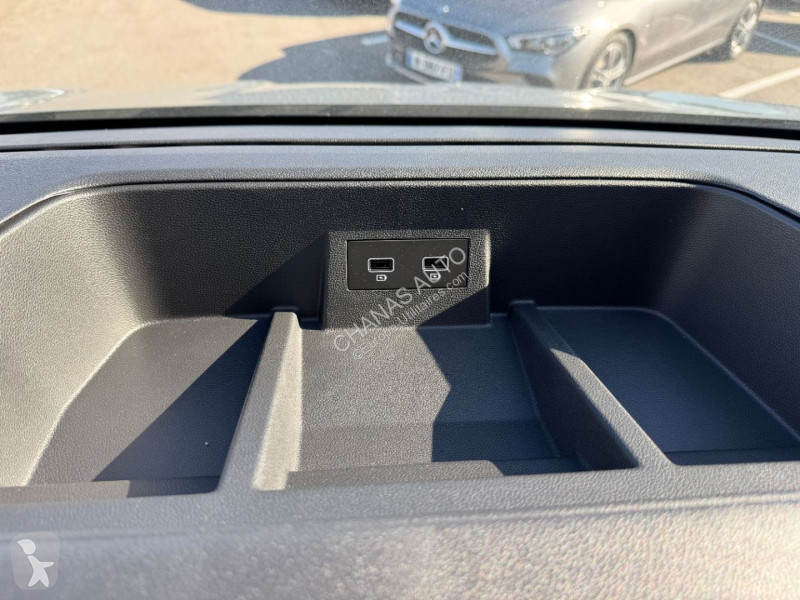 Véhicule utilitaire Renault CA L2H1 3T BLUE DCI...