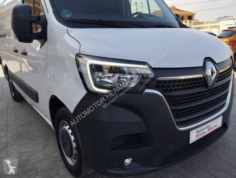 عربة نفعية Renault