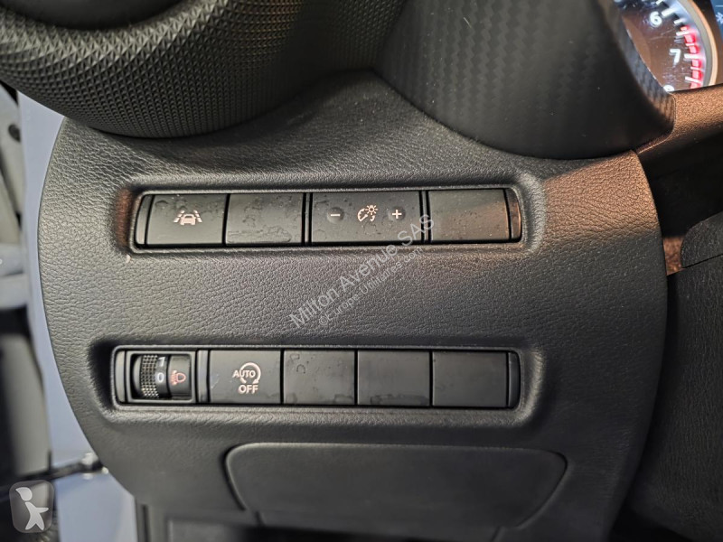 Samochód dostawczy Nissan JUKE 1.0 DIG-T - 114...