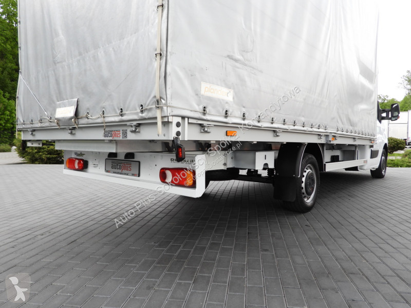 Samochód dostawczy Renault  MASTER