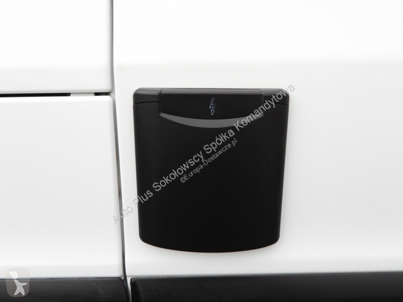 Véhicule utilitaire Renault  TRAFIC