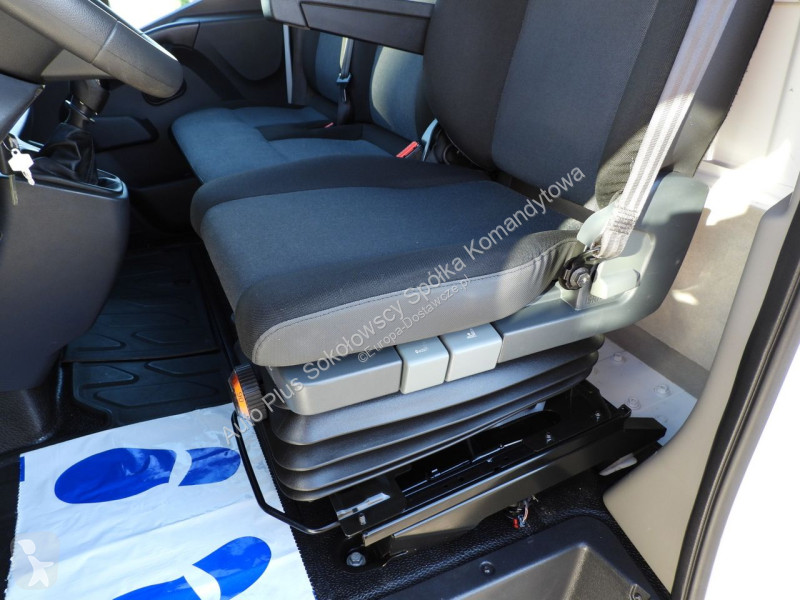 Samochód dostawczy Renault  MASTER