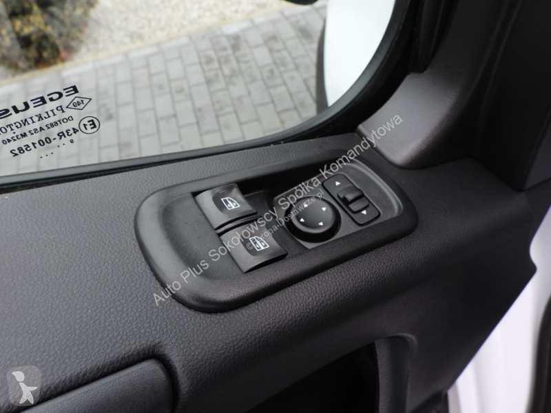 Samochód dostawczy Renault  MASTER