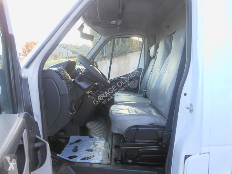 Véhicule utilitaire Renault Châssis Cabine...