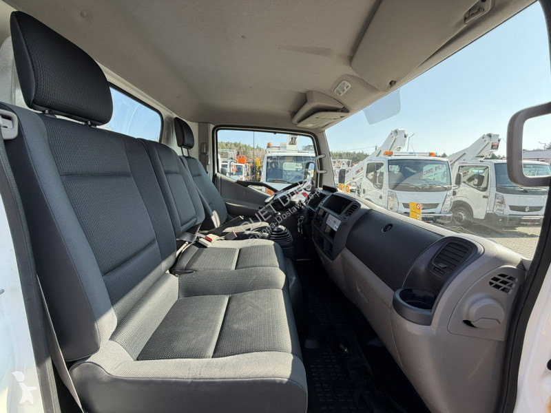 Nissan  Transporter