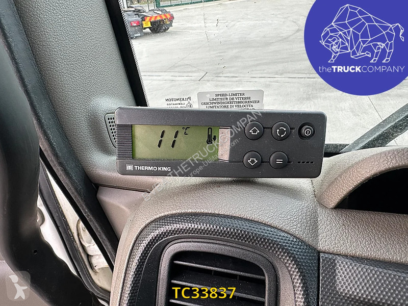Lastbil Nissan 150.65 frigo