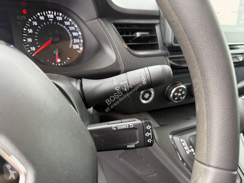Samochód dostawczy Renault Grand Comfort TCe...