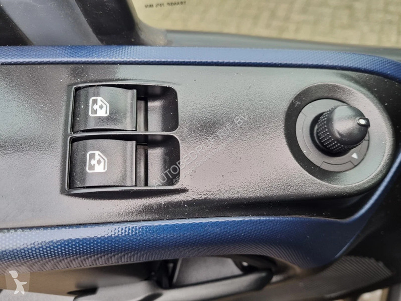 Nyttofordon Iveco 35C18 3.0D Open Laadbak 4.12...