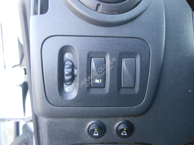 Véhicule utilitaire Renault Châssis Cabine...