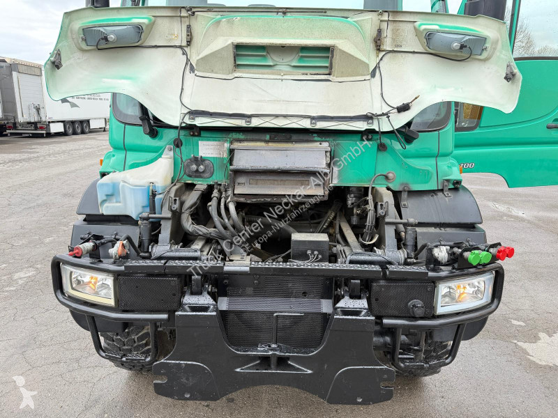عربة نفعية Unimog   U400...