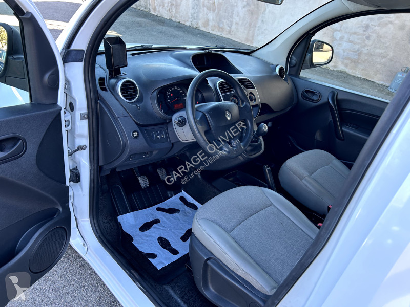 Véhicule utilitaire Renault Maxi Grand Volume...