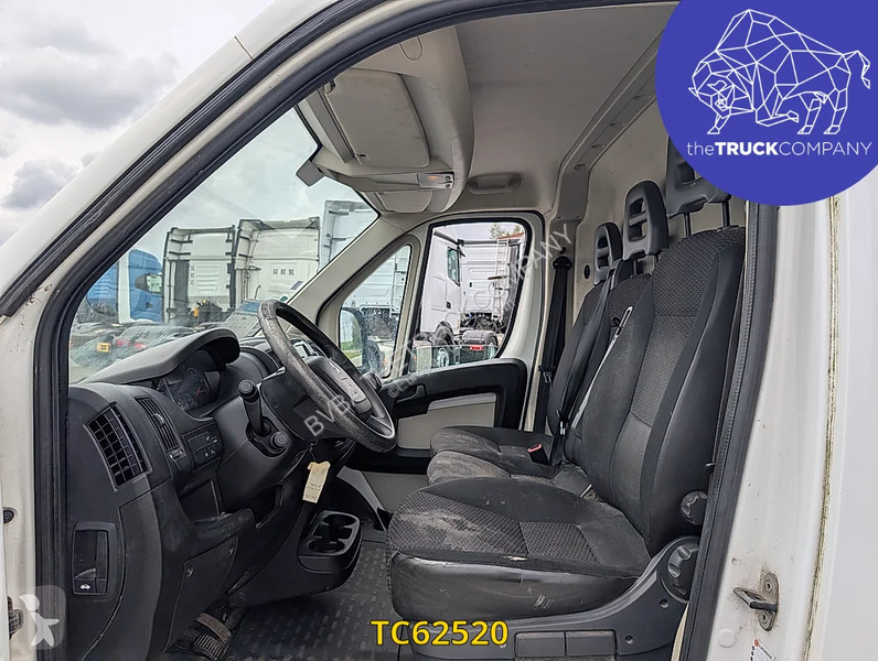 Furgoneta Peugeot 3t3 2l blue hdi 110 pack