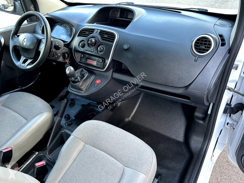 عربة نفعية Renault Maxi Grand Volume 1.5 Blue...