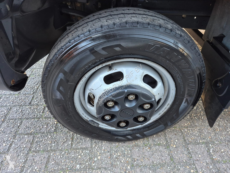 Furgoneta Iveco 35C15 3.0D L2H2 EURO6 GVW 3500KG