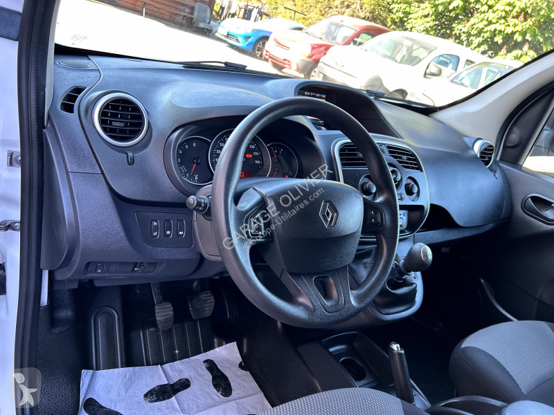 Véhicule utilitaire Renault Maxi Grand Volume...