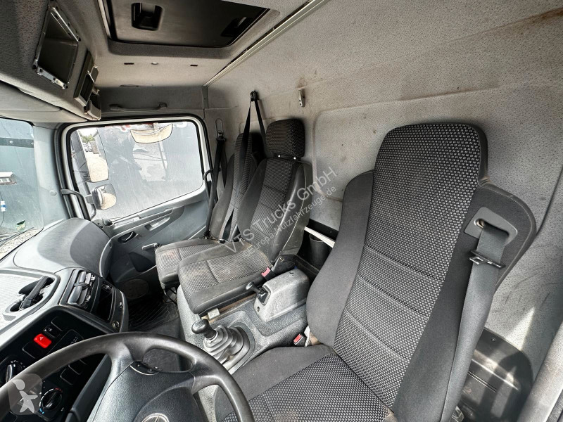Veicolo commerciale Mercedes 816 4x2 Pritsche...