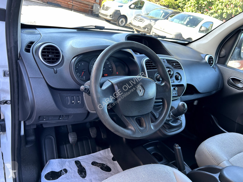Véhicule utilitaire Renault Maxi Grand Volume...