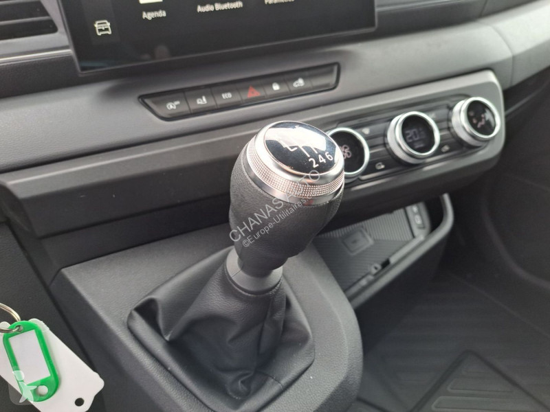 Furgoneta Renault 3T5 L3H2 BLUE DCI 150