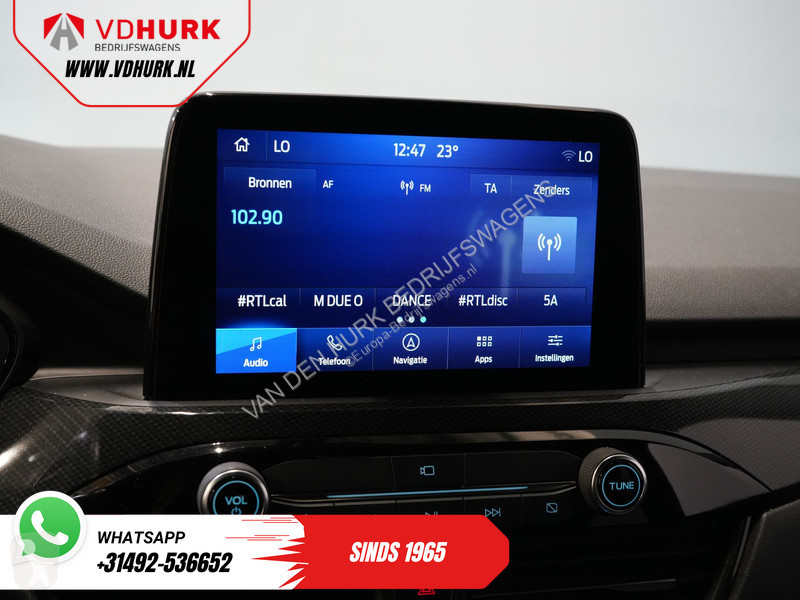 عربة نفعية Ford 2.5 PHEV 225 pk ST-Line LED/...