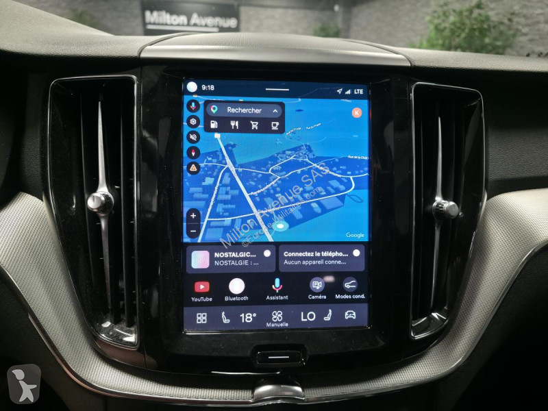 Samochód dostawczy Volvo XC60 B4 Micro-Hybride...