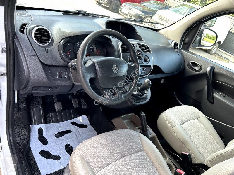 Комерційні автомобілі Renault Maxi Grand Volume...